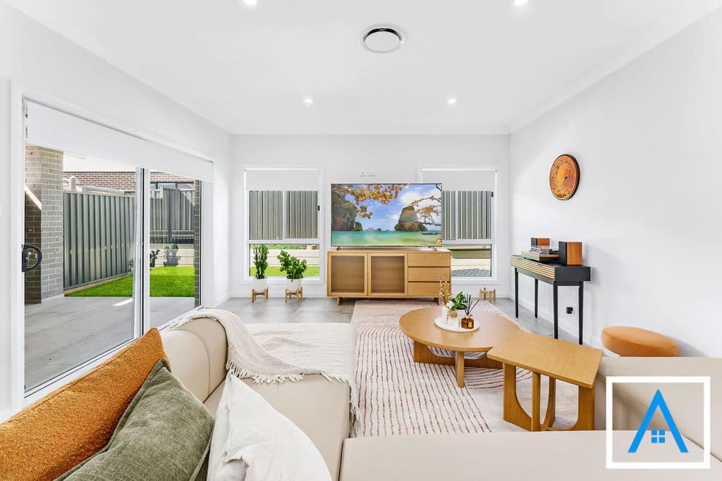 39 Dulcimere Street, Tahmoor, NSW, 2573, Tahmoor - Thumbnail 2