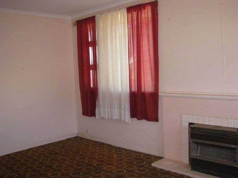 300 Boughtman Street, BROKEN HILL NSW 2880, Broken Hill - Thumbnail 2