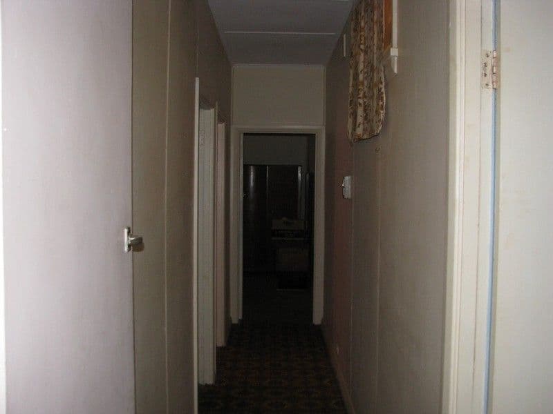 300 Boughtman Street, BROKEN HILL NSW 2880, Broken Hill - Thumbnail 5