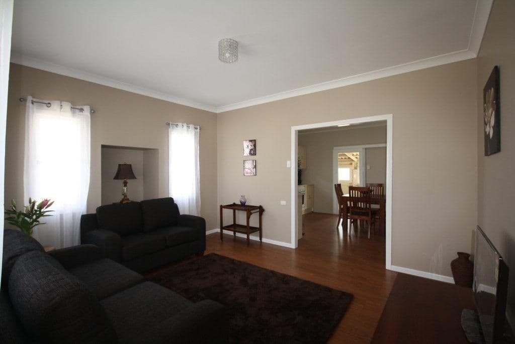 31 Wilga Avenue, Warwick QLD 4370, Warwick - Thumbnail 3