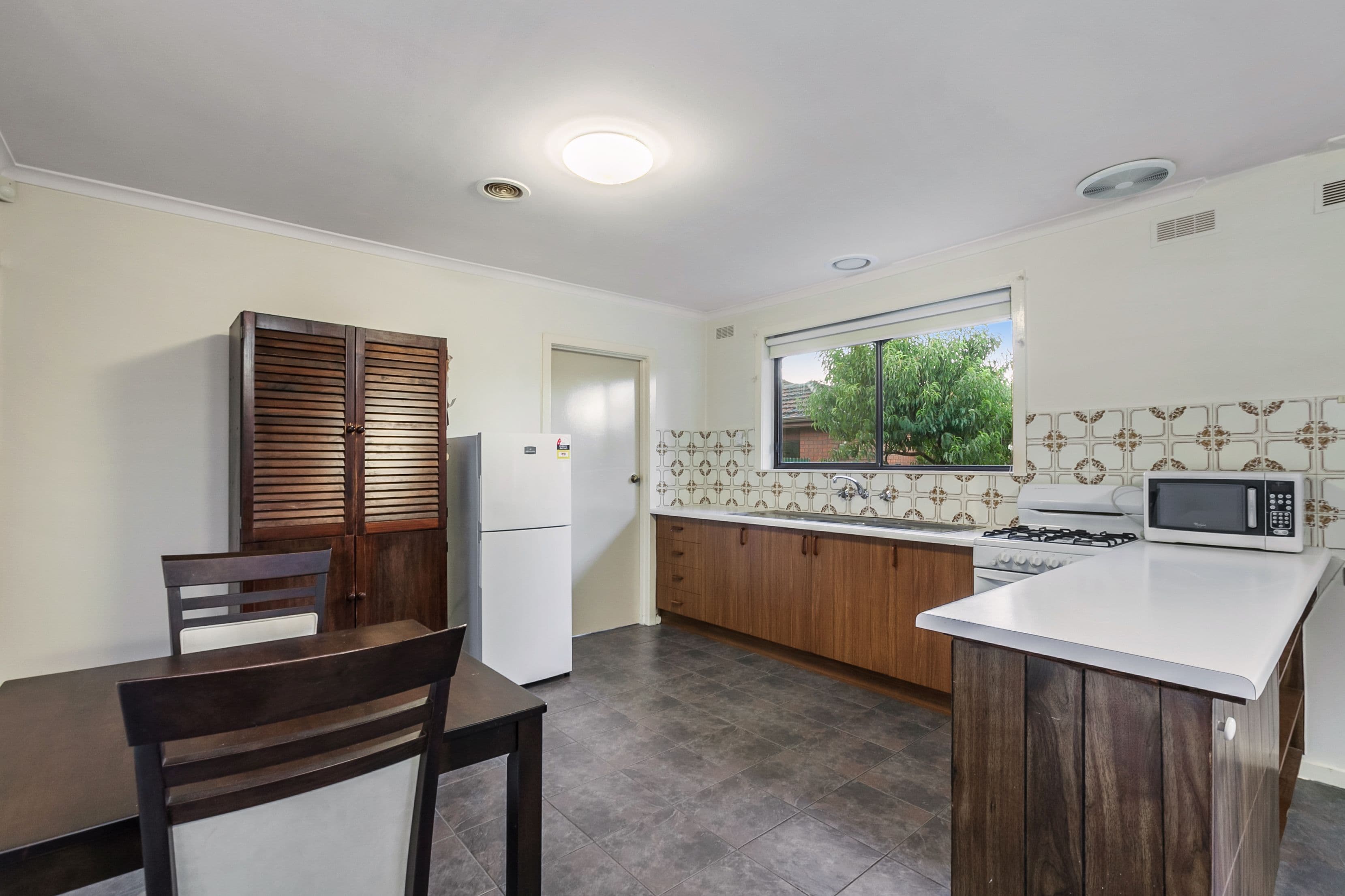 121 Dundas Street, Preston VIC 3072, Preston - Thumbnail 4