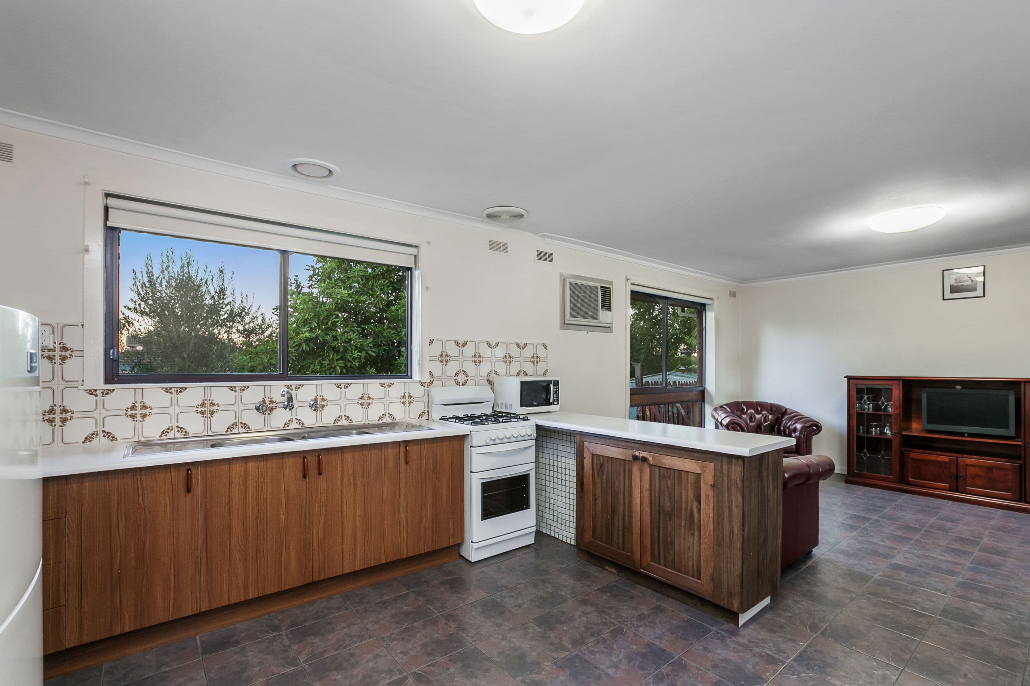 121 Dundas Street, Preston VIC 3072, Preston - Thumbnail 5