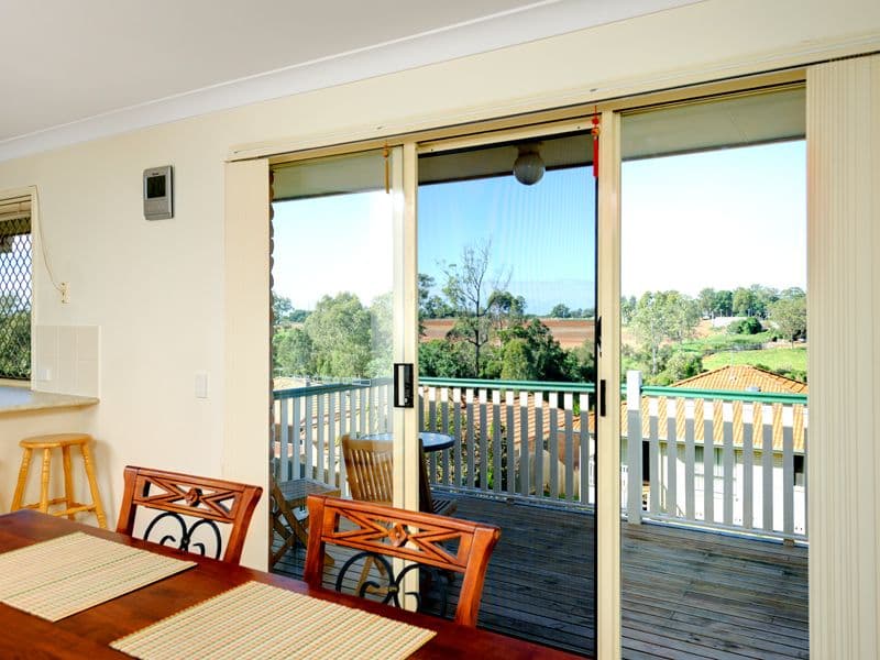 37 Springsure Street, RUNCORN QLD 4113, Runcorn - Thumbnail 2