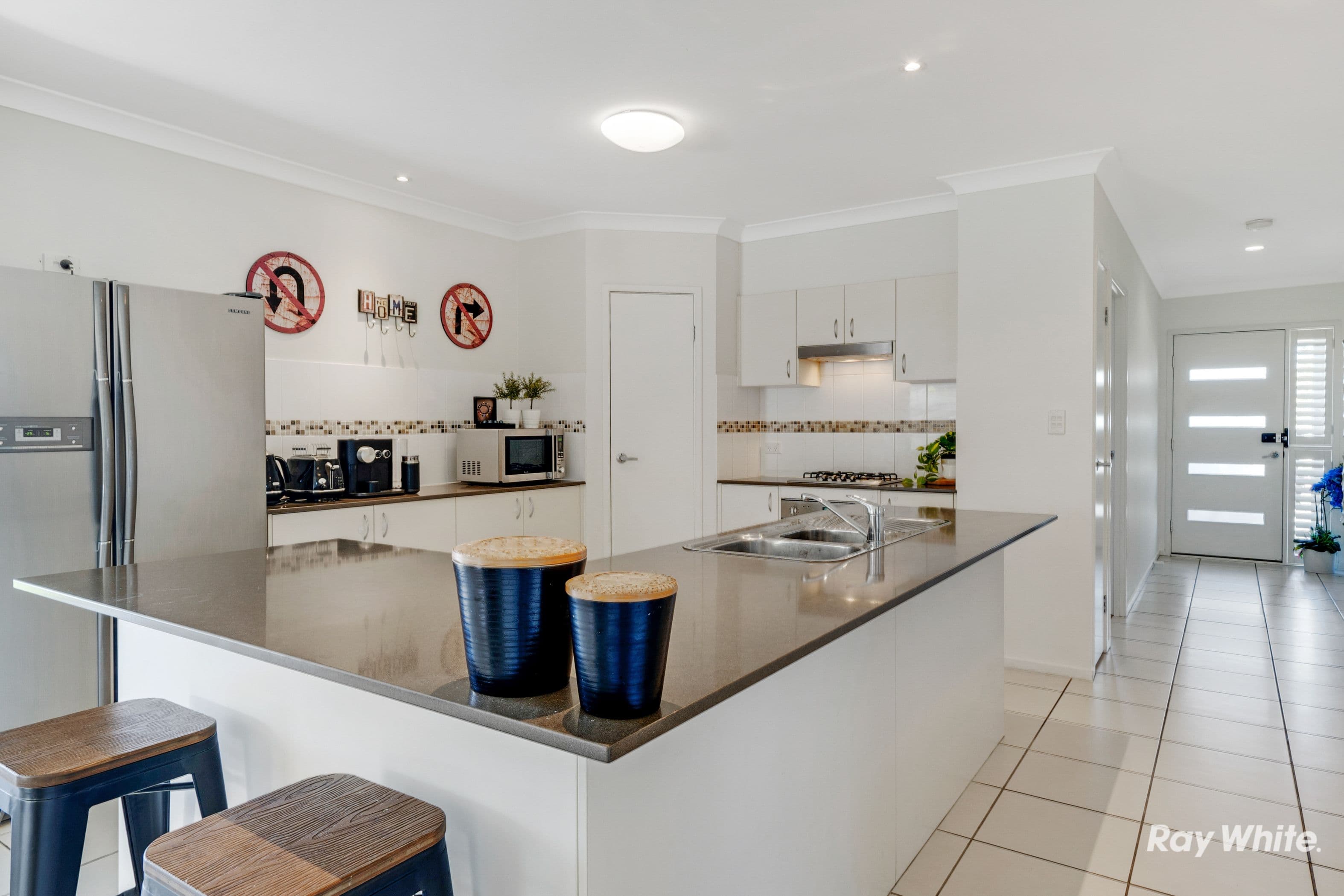 18 Prestige Drive, Marsden QLD 4132, Marsden - Thumbnail 4