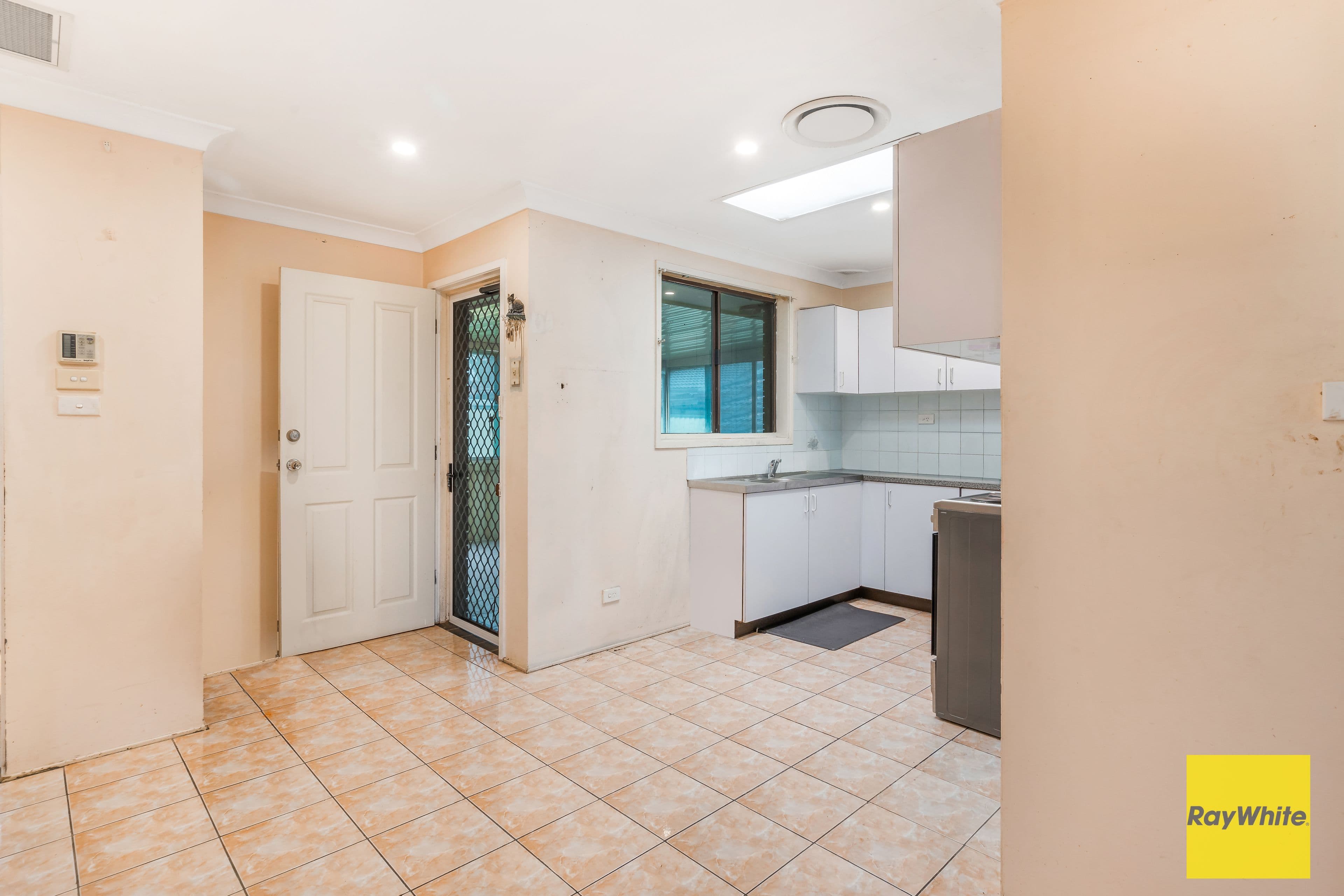 65 Prairie Vale Road, Bossley Park NSW 2176, Bossley Park - Thumbnail 5