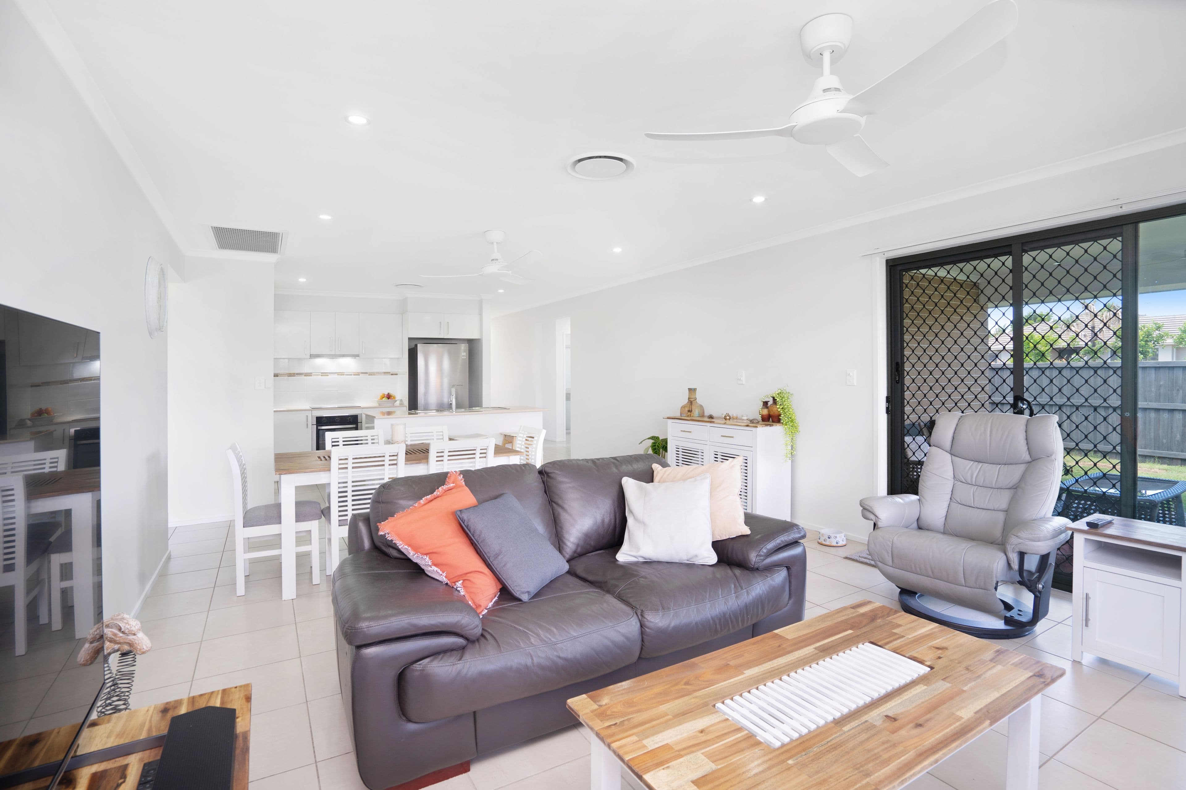 34 Ningi Waters Drive, Ningi QLD 4511, Ningi - Thumbnail 6