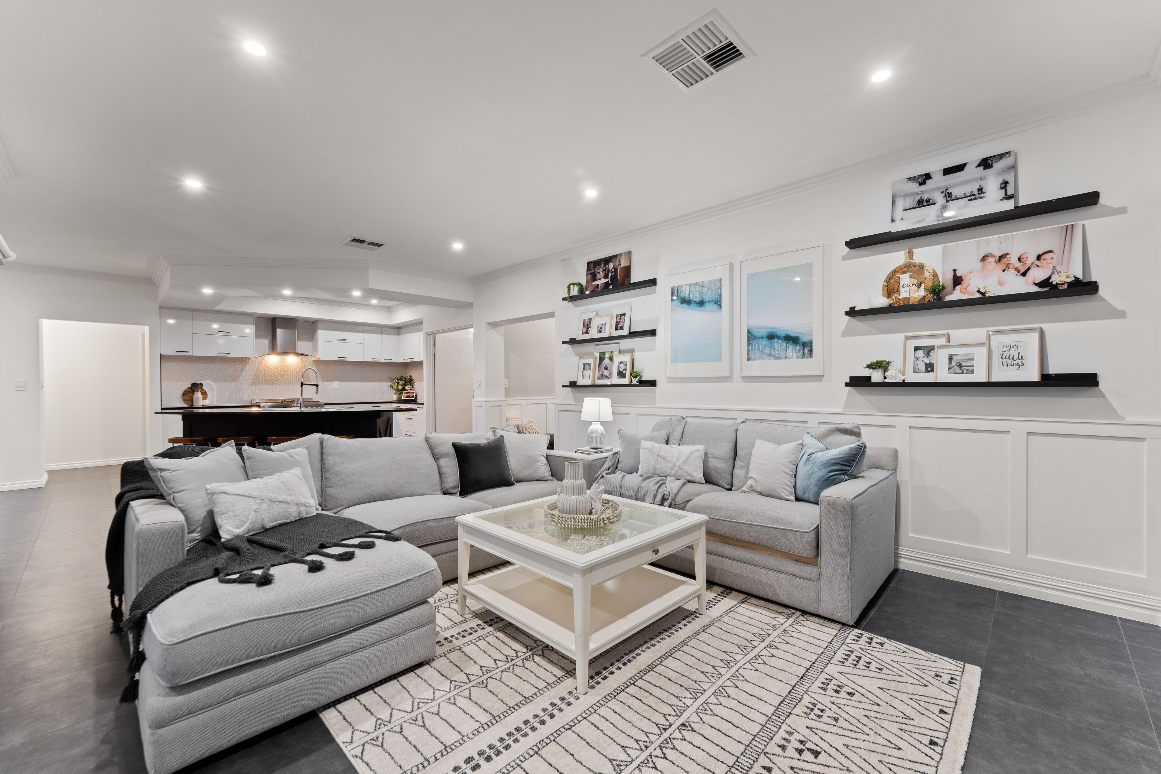 19 Stillwater Drive, Baldivis WA 6171, Baldivis - Thumbnail 3