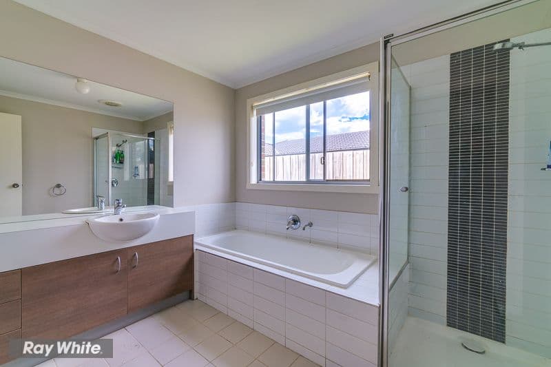 19 Barmera Way, Truganina VIC 3029, Truganina - Thumbnail 6
