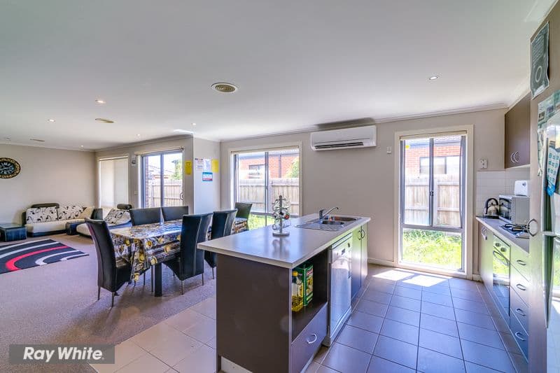 19 Barmera Way, Truganina VIC 3029, Truganina - Thumbnail 7