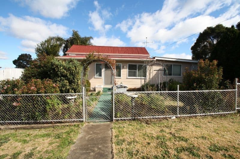 19 Glennie Street, WARWICK QLD 4370, Warwick - Image 1