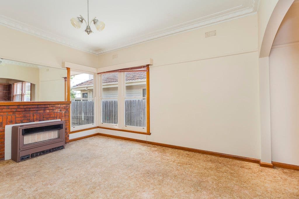 15 Calder Street, MANIFOLD HEIGHTS VIC 3218, Manifold Heights - Thumbnail 2