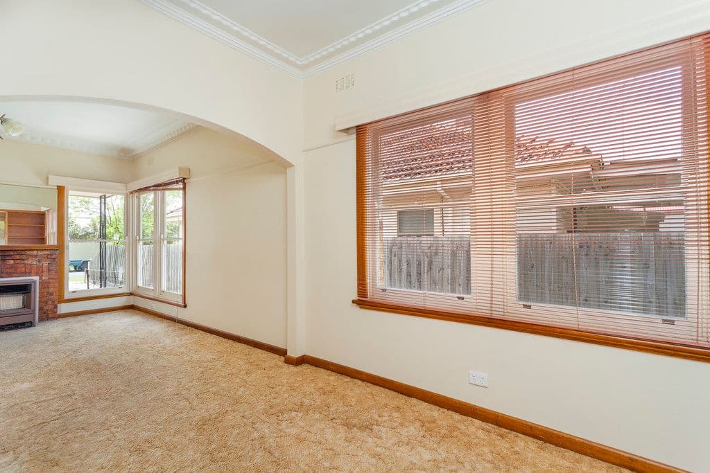 15 Calder Street, MANIFOLD HEIGHTS VIC 3218, Manifold Heights - Thumbnail 4