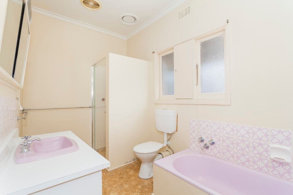 15 Calder Street, MANIFOLD HEIGHTS VIC 3218, Manifold Heights - Thumbnail 5