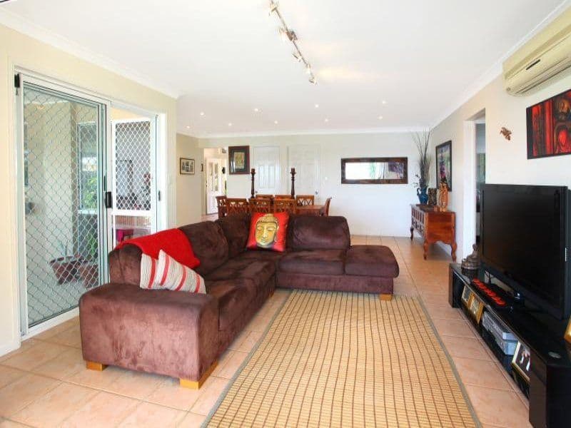 184 Port Jackson Boulevard, CLEAR ISLAND WATERS QLD 4226, Clear Island Waters - Thumbnail 4