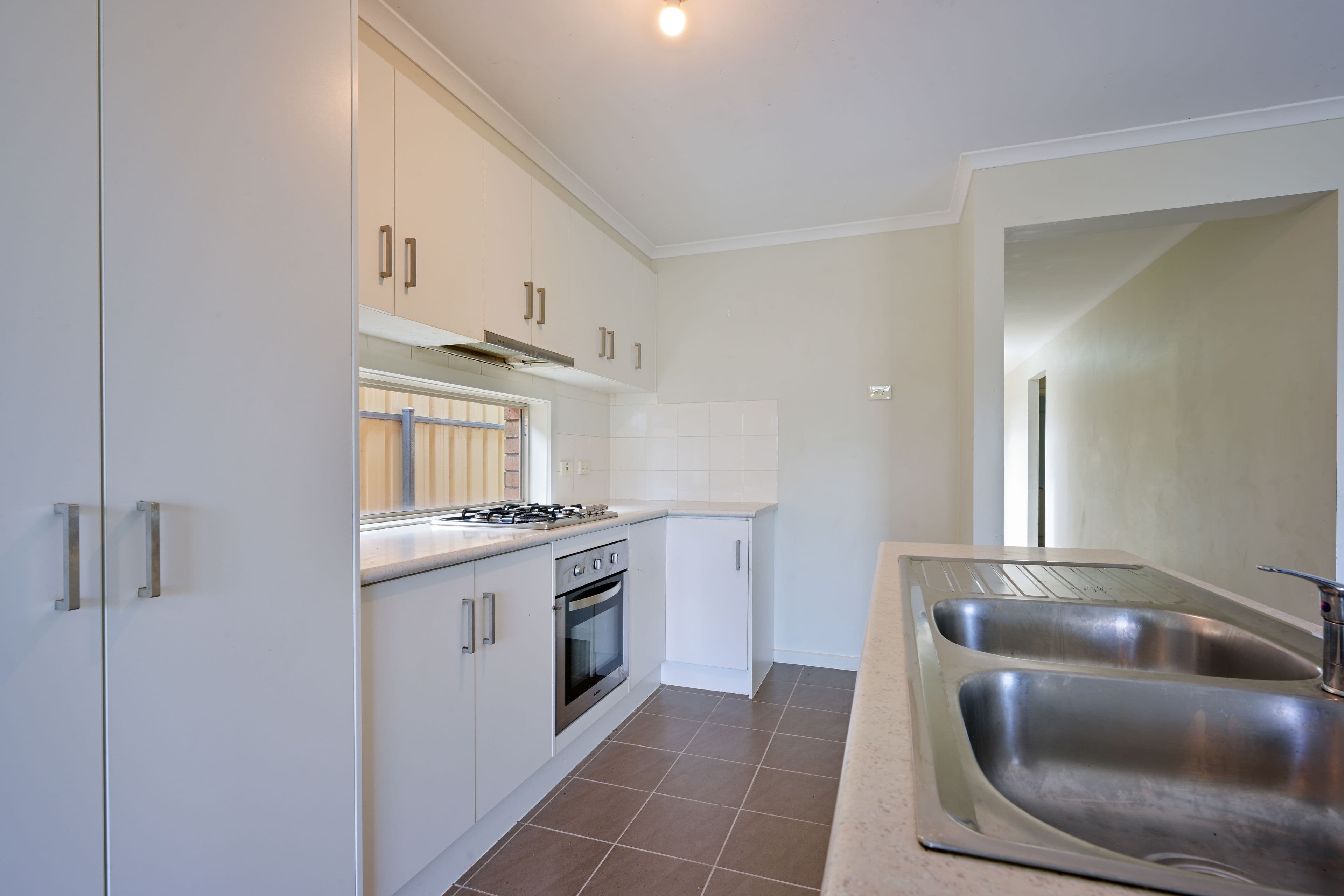 7 Henderson Street, Whyalla Norrie SA 5608, Whyalla Norrie - Thumbnail 4