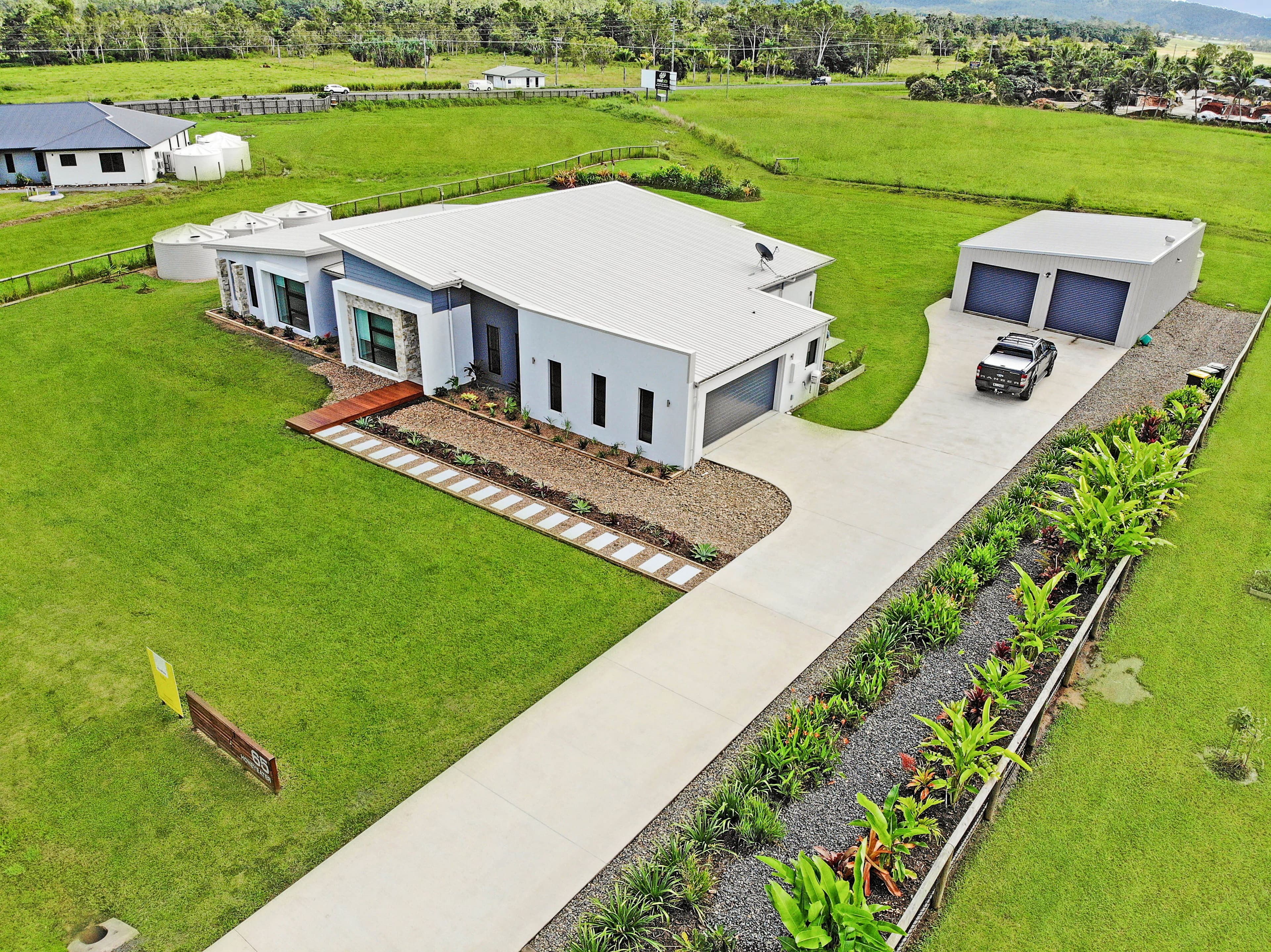 65 Honeyeater Crescent, Cannonvale QLD 4802, Cannonvale - Thumbnail 4