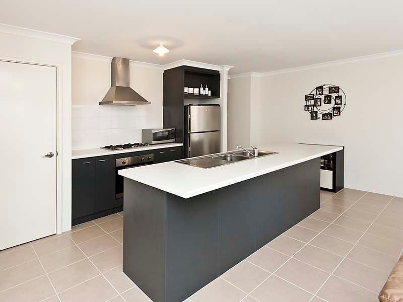 5 Jutland Avenue, BALDIVIS WA 6171, Baldivis - Thumbnail 3