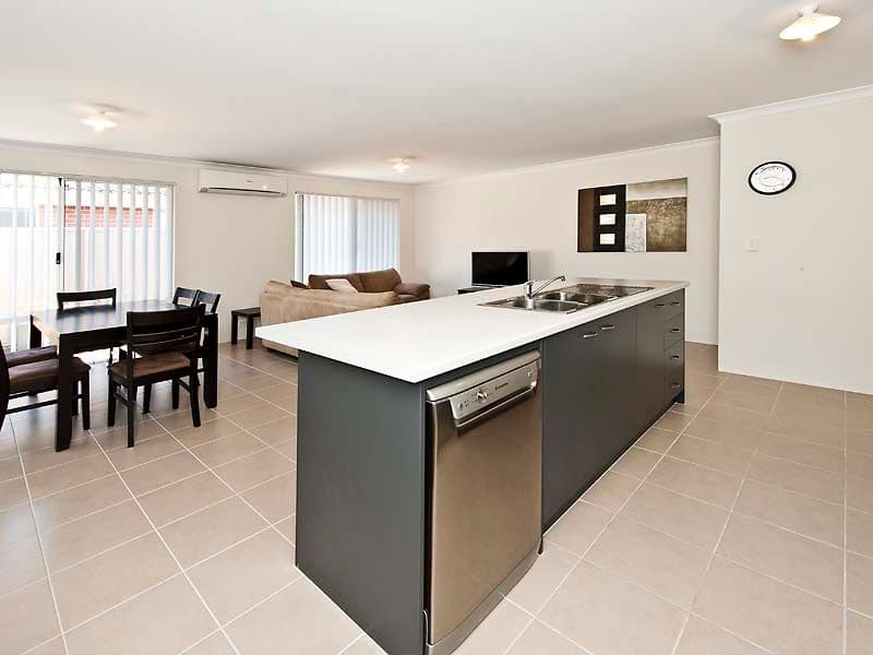 5 Jutland Avenue, BALDIVIS WA 6171, Baldivis - Thumbnail 7