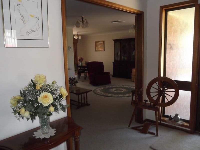6 Narang Place, COWRA NSW 2794, Cowra - Thumbnail 3
