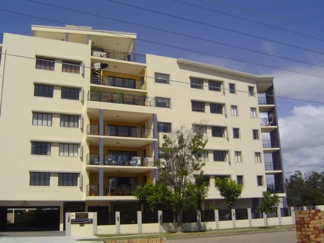 11 Dix Street, REDCLIFFE QLD 4020, Redcliffe - Image 1