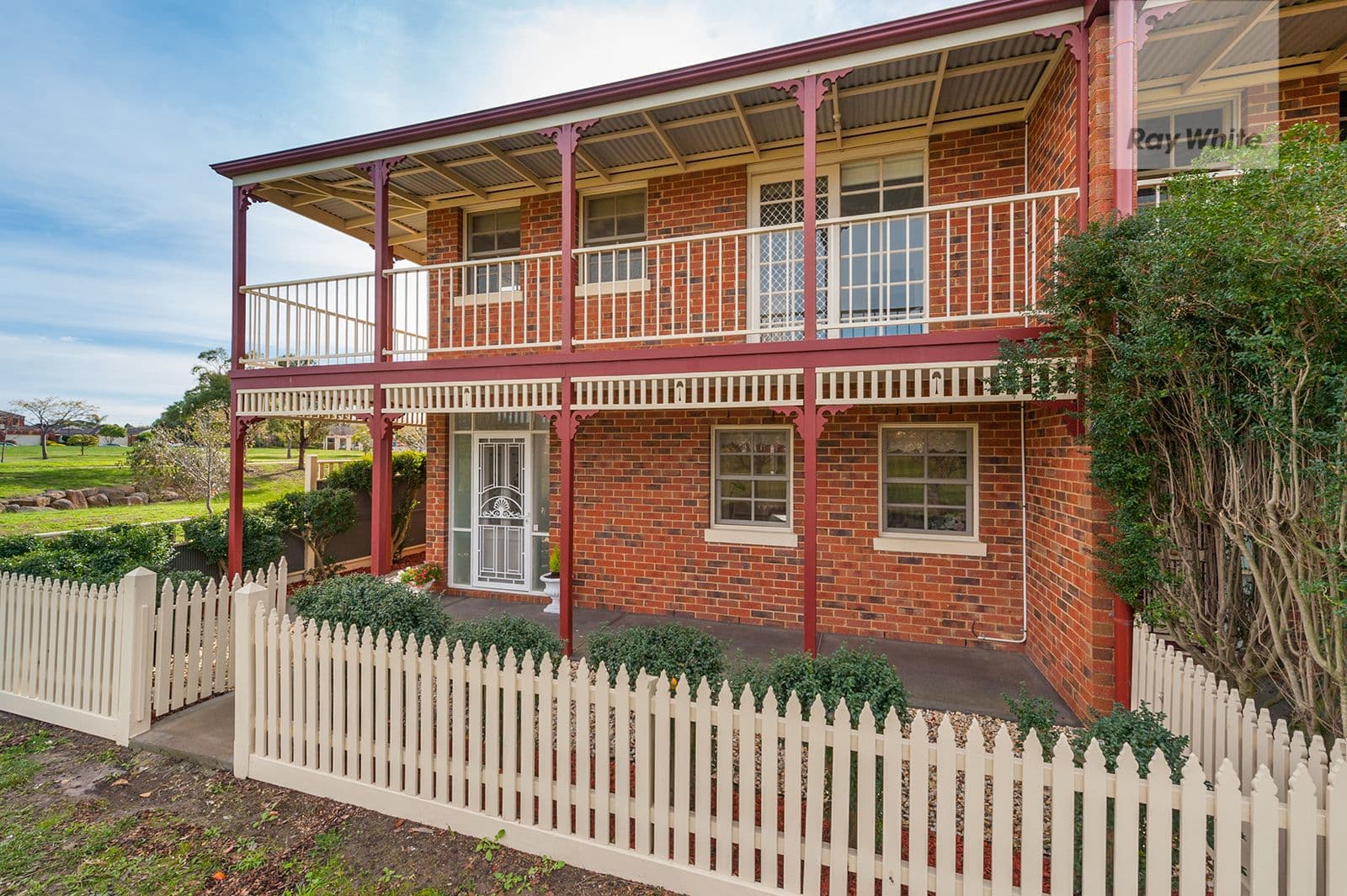 13 Meadowbank Lane, Craigieburn VIC 3064, Craigieburn - Thumbnail 2
