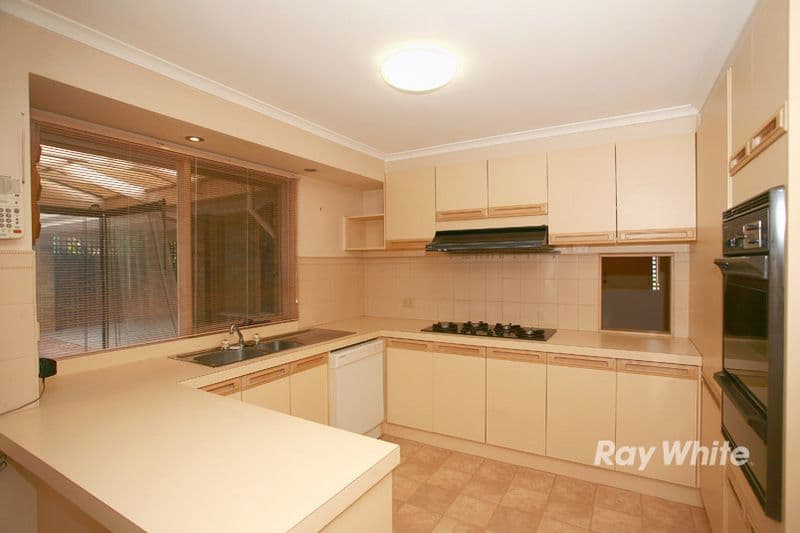16 Horsfield Street, CRANBOURNE NORTH VIC 3977, Cranbourne North - Thumbnail 4
