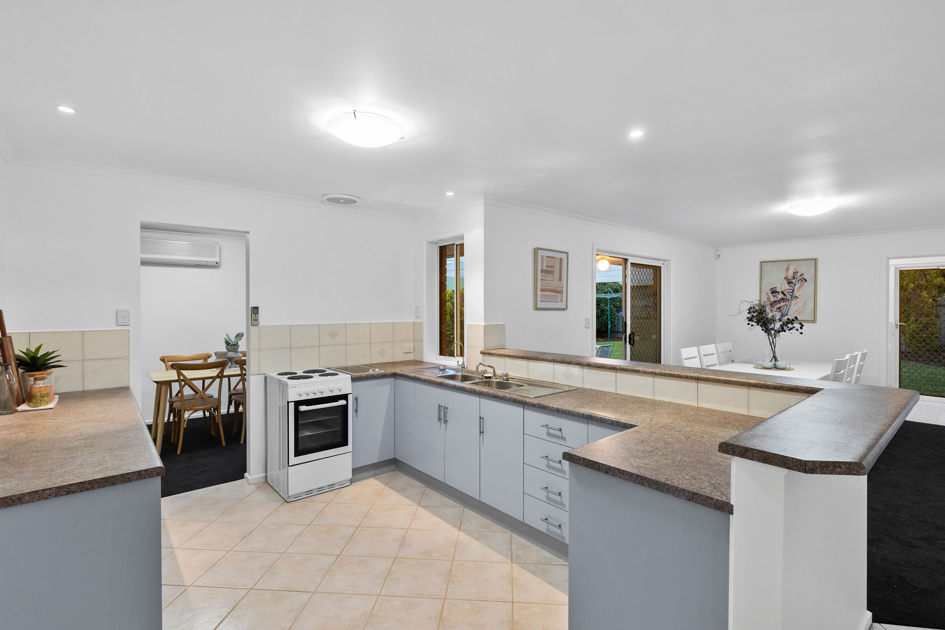 14 Whitney Crescent, Seaford SA 5169, Seaford - Thumbnail 6