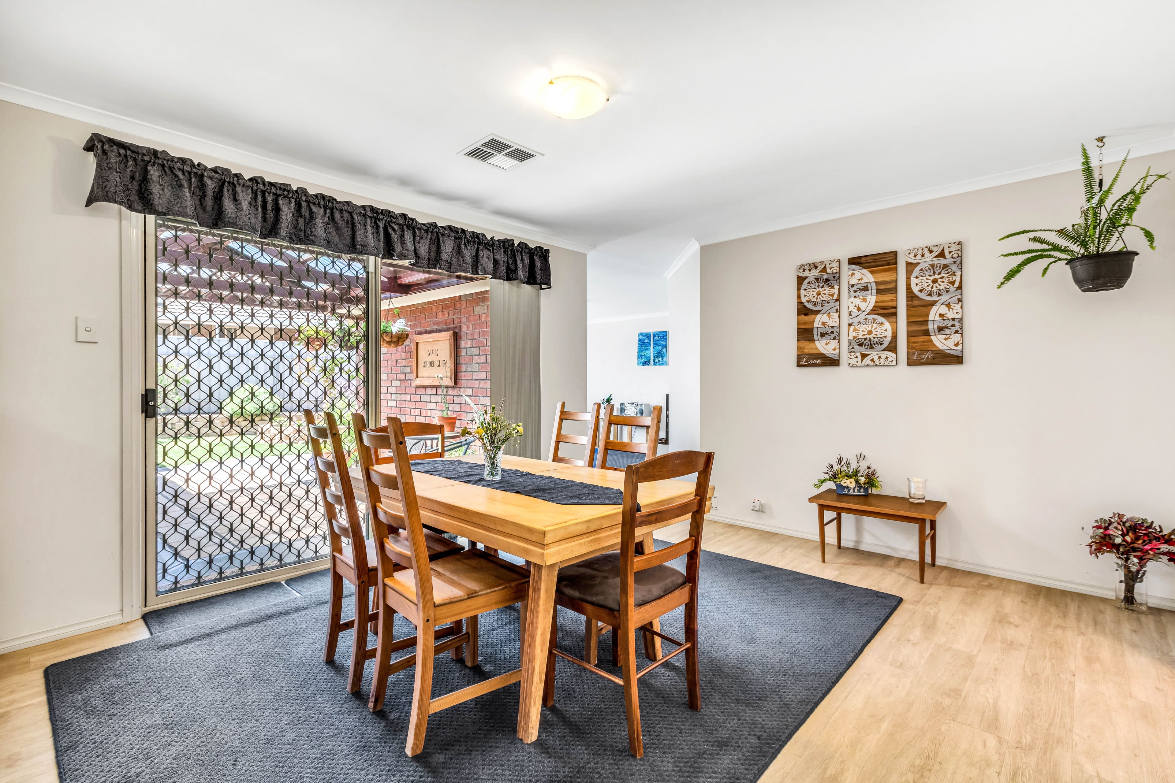 42 Zurich Road, Craigmore SA 5114, Craigmore - Thumbnail 5