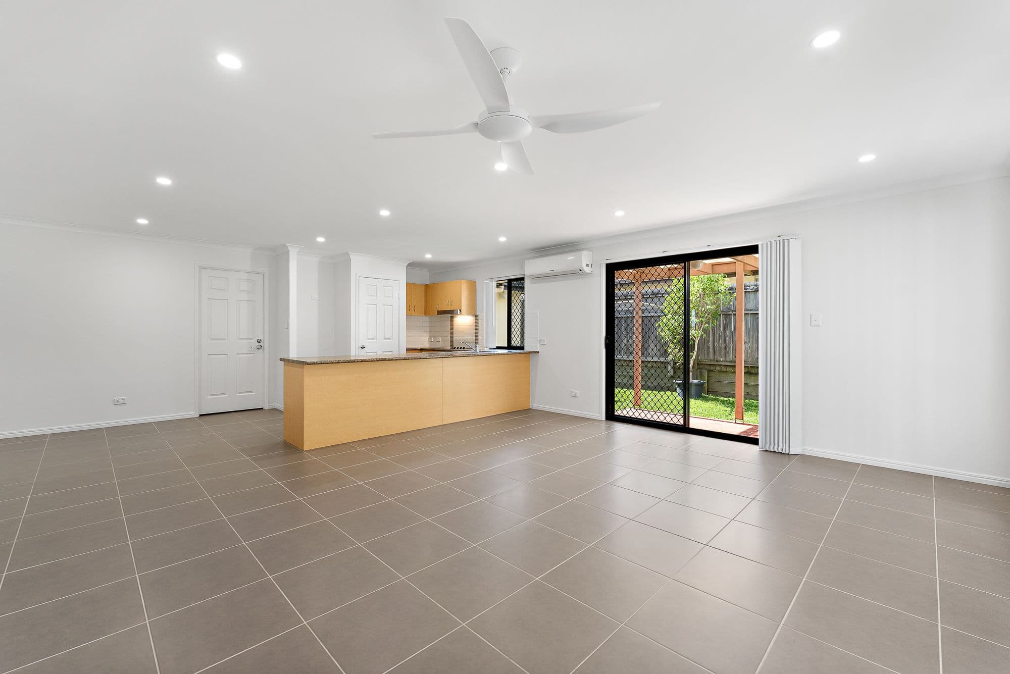 1 Lenton Place, Calamvale QLD 4116, Calamvale - Thumbnail 6