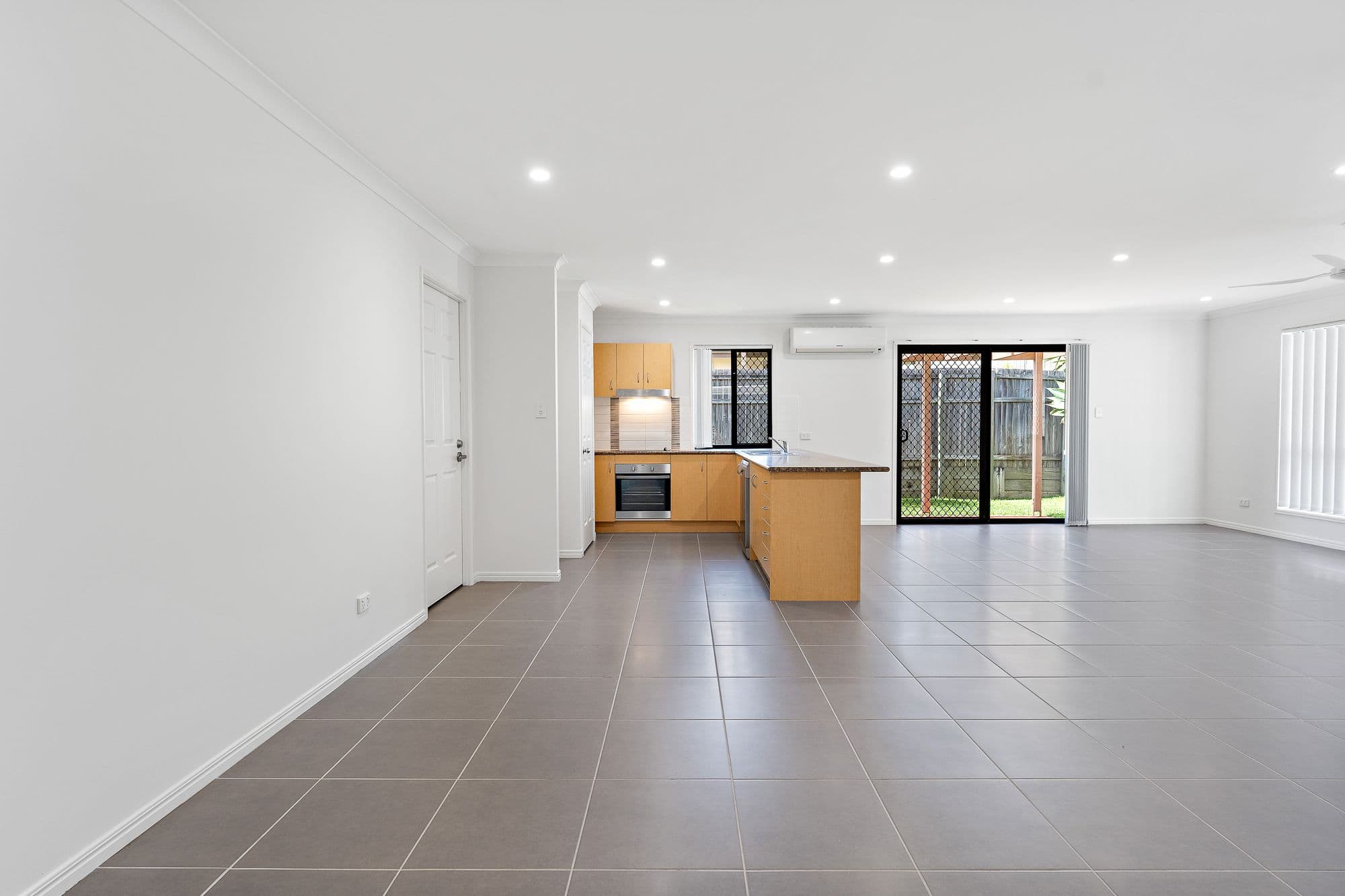 1 Lenton Place, Calamvale QLD 4116, Calamvale - Thumbnail 8