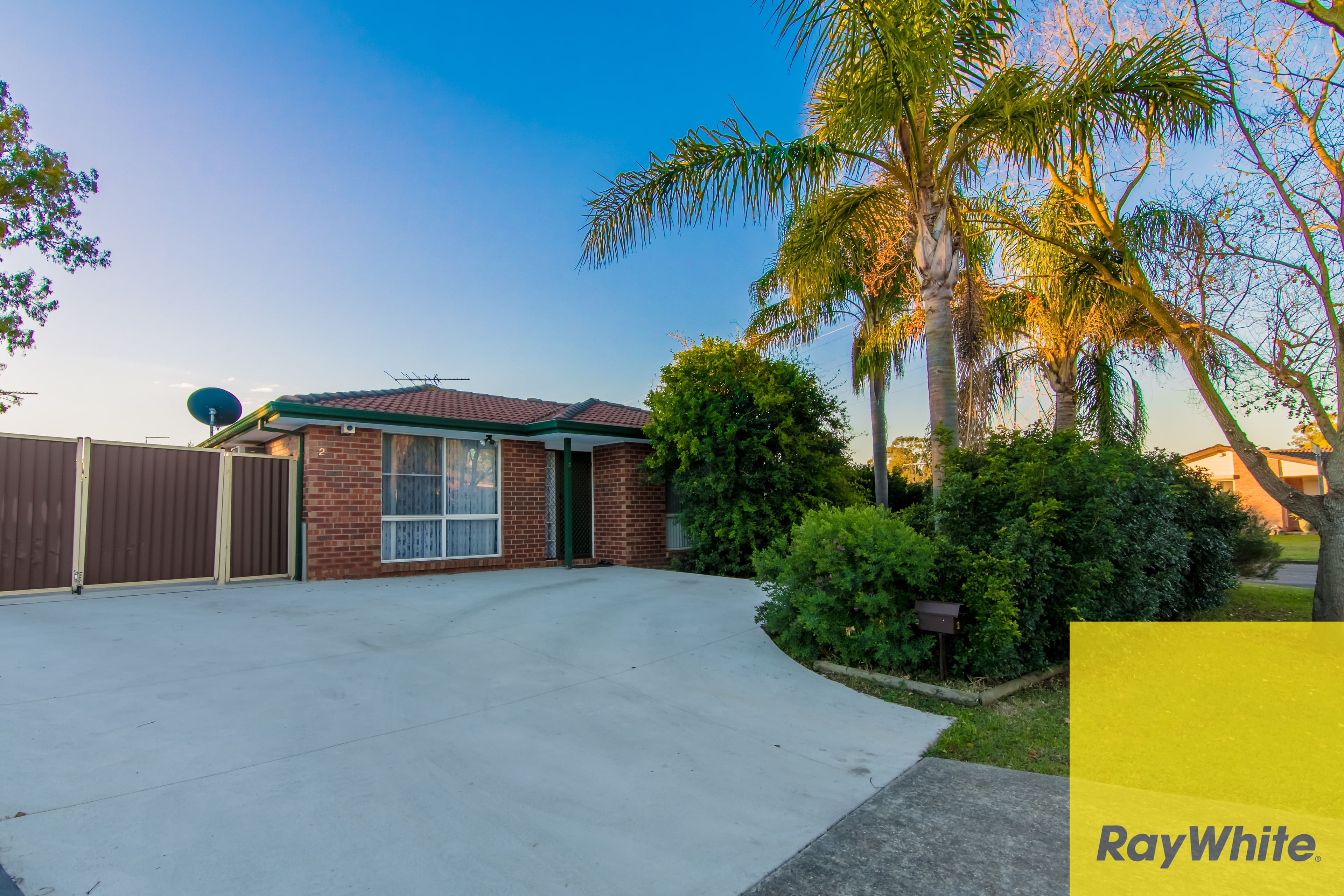 2 Pam Green Place, Doonside - Image 1