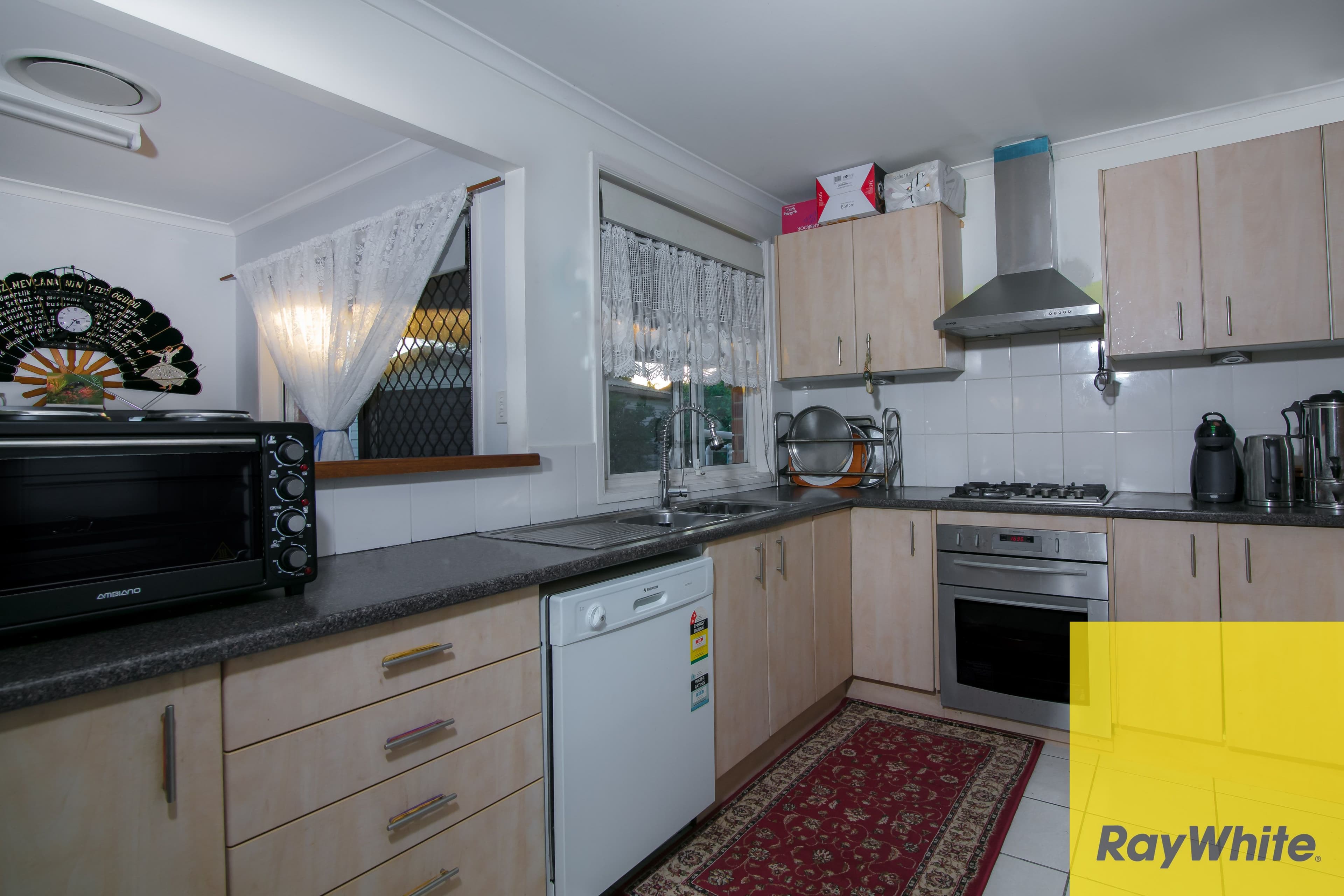 2 Pam Green Place, Doonside - Thumbnail 3