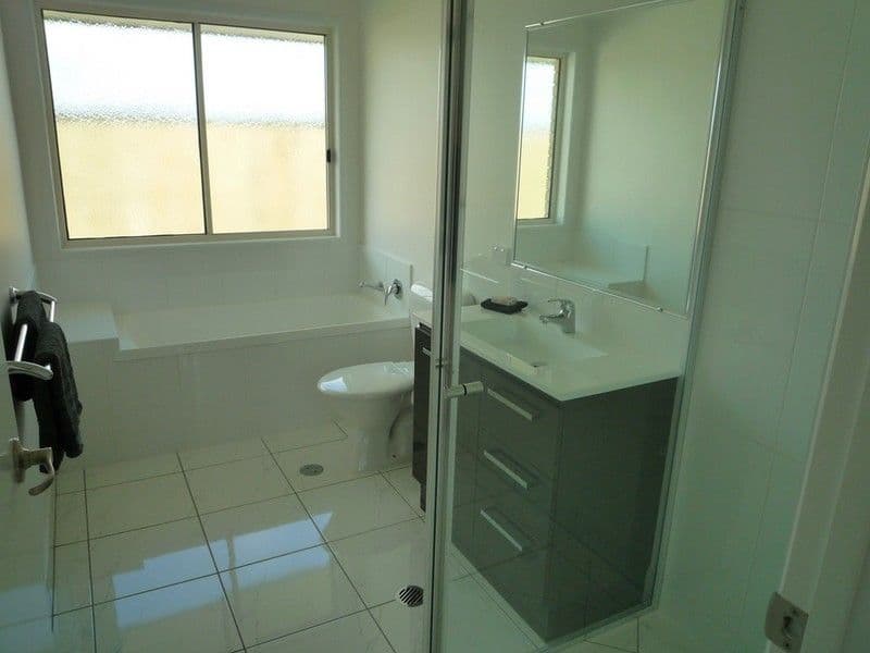 7 Oriole Court, WOODGATE QLD 4660, Woodgate - Thumbnail 6