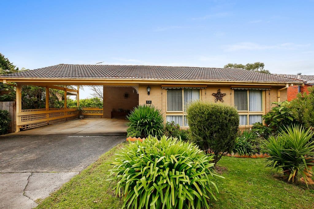 18 Cumberland Crescent, Chirnside Park VIC 3116, Chirnside Park - Image 1