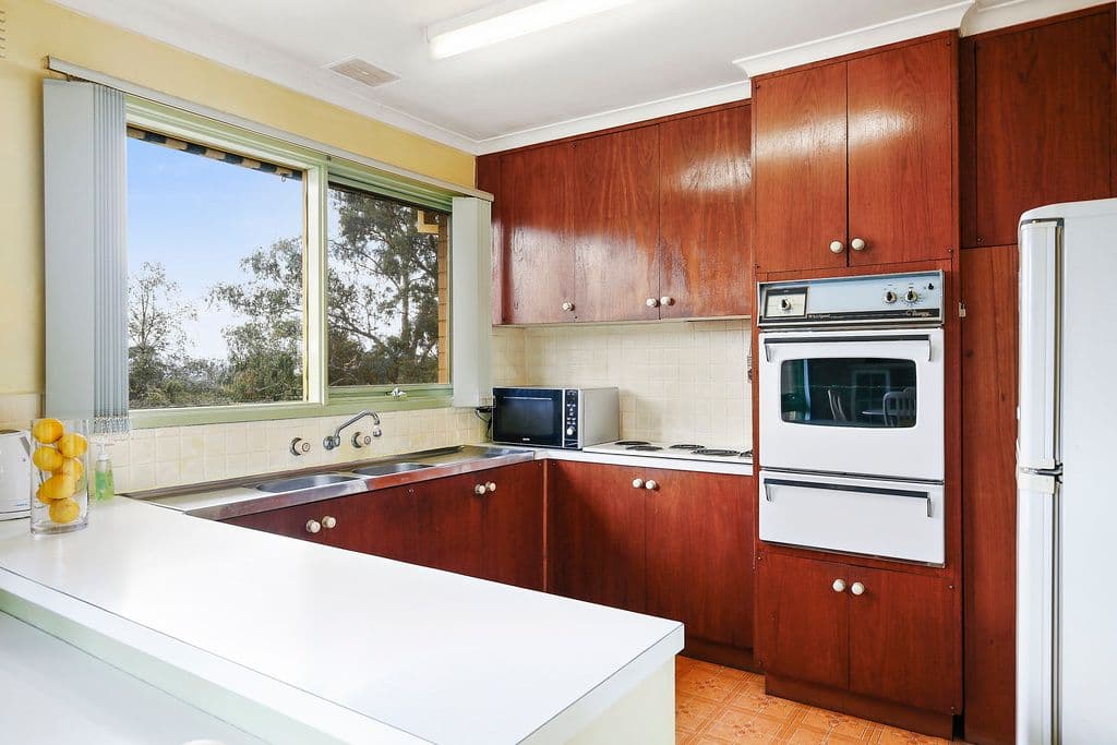 18 Cumberland Crescent, Chirnside Park VIC 3116, Chirnside Park - Thumbnail 3