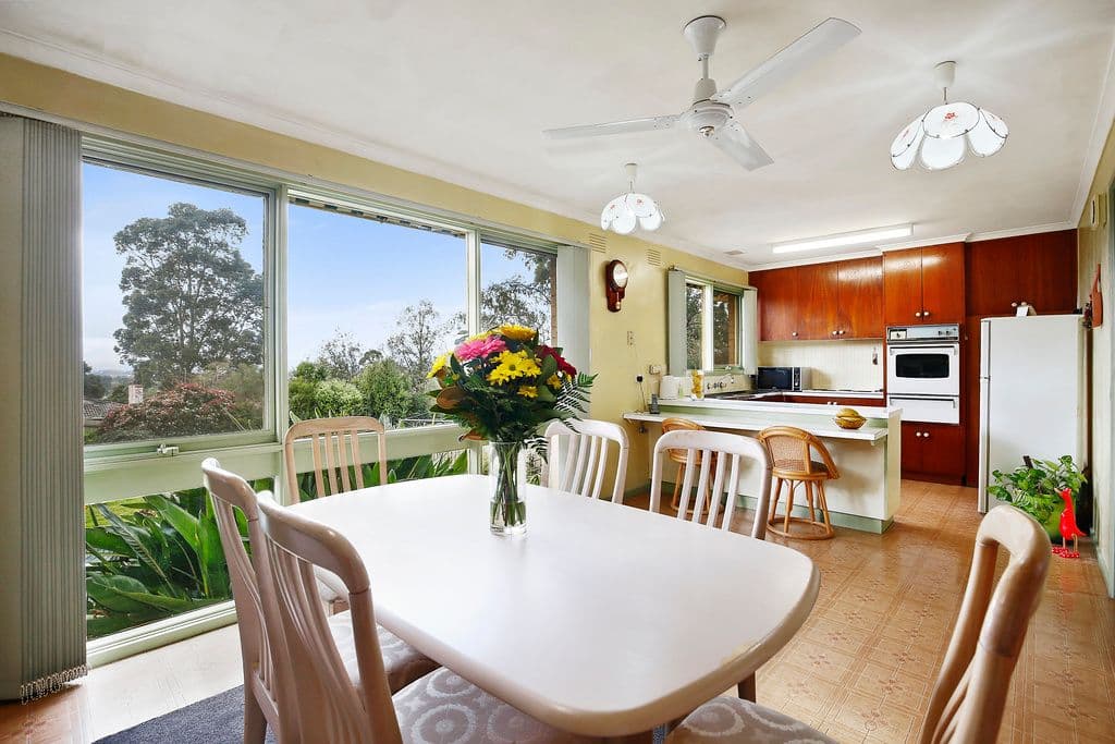 18 Cumberland Crescent, Chirnside Park VIC 3116, Chirnside Park - Thumbnail 6