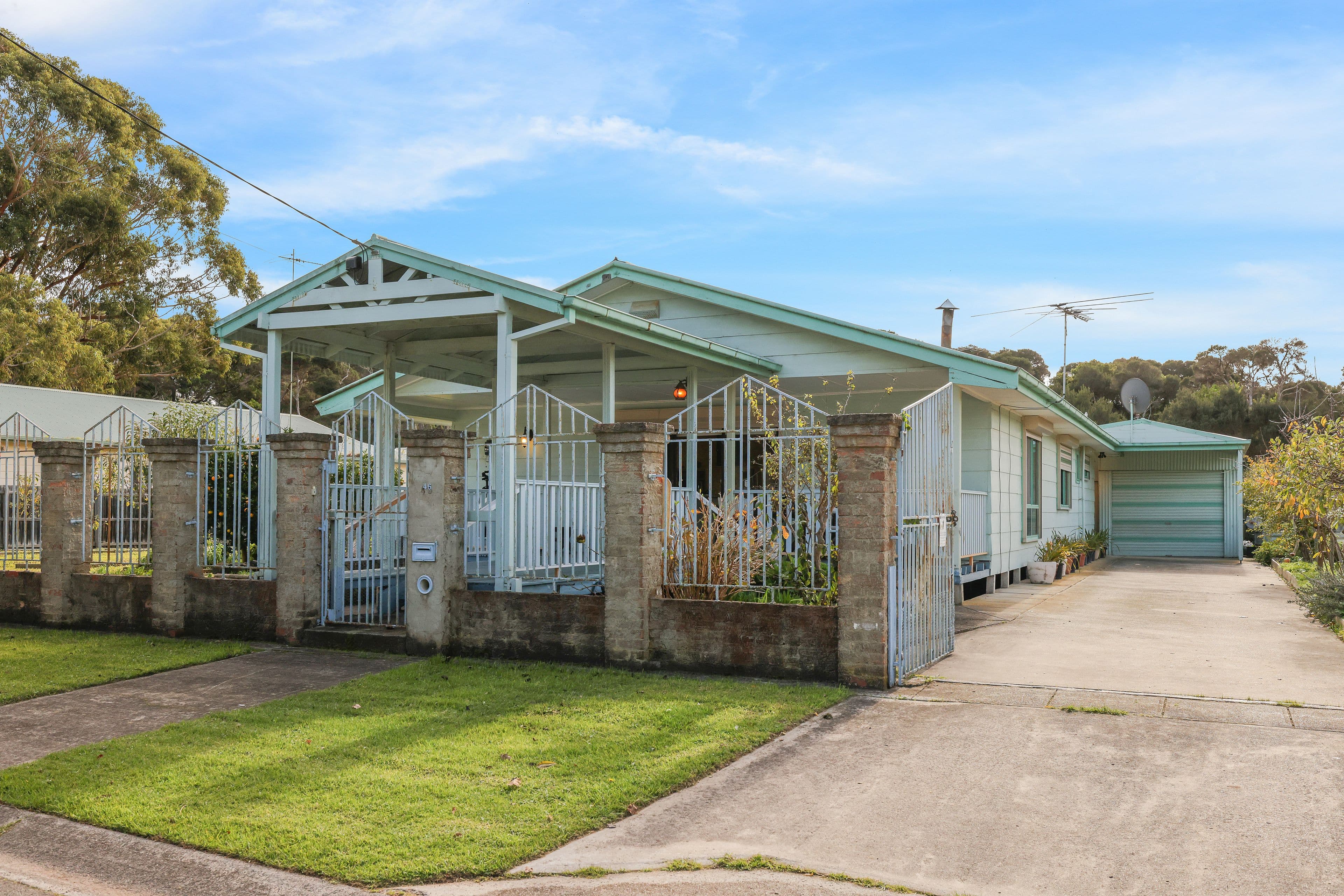 44-48 Hobsons Parade, Cowes VIC 3922, Cowes - Thumbnail 2