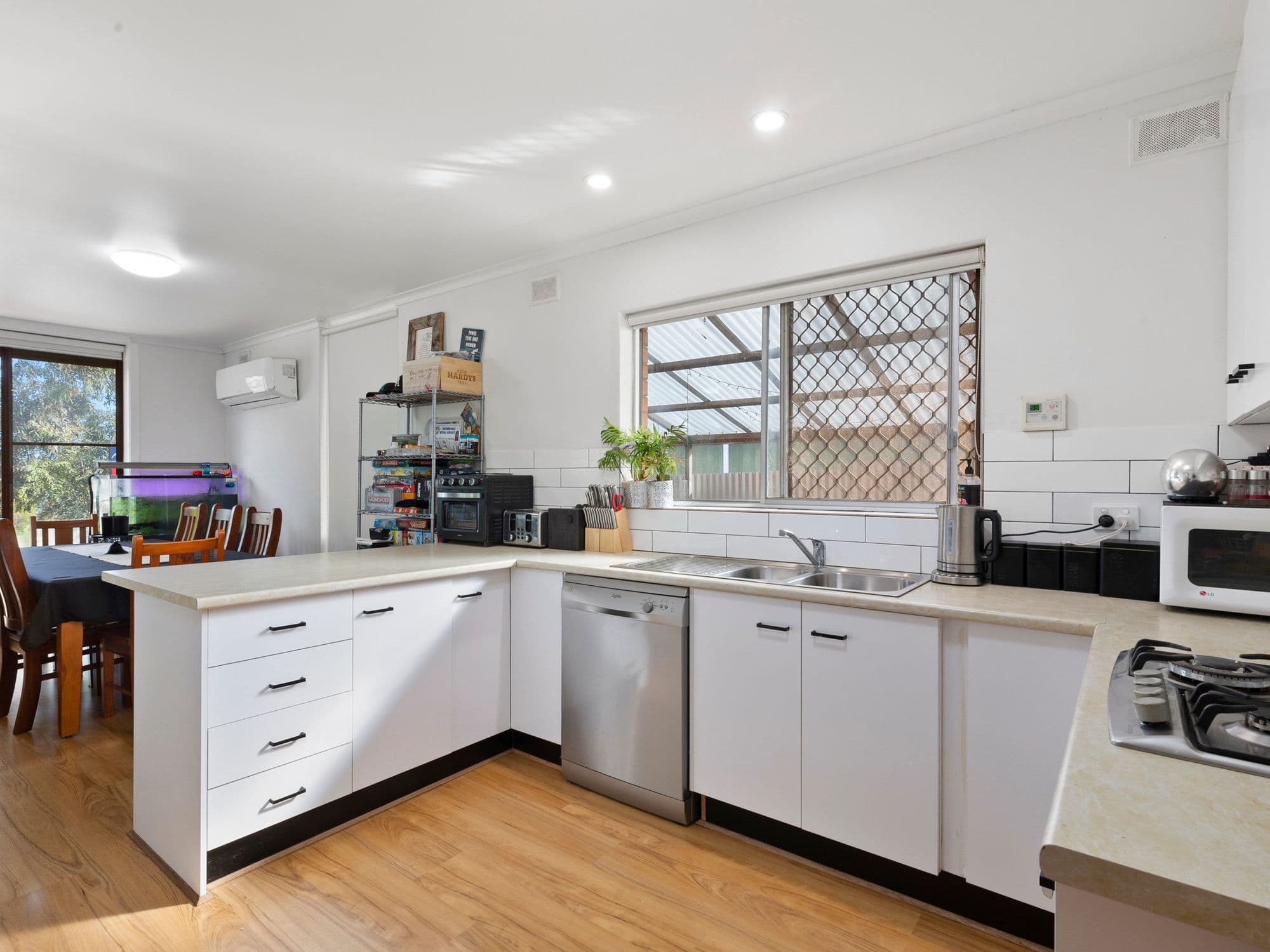 26 Vintners Walk, Hackham West SA 5163, Hackham West - Thumbnail 2