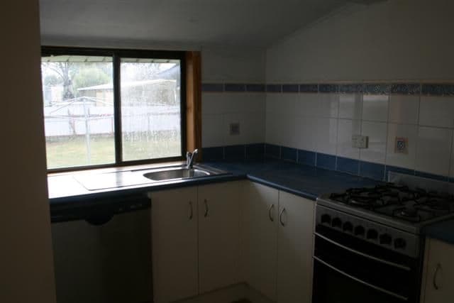 37 Station Street, ROMA QLD 4455, Roma - Thumbnail 2