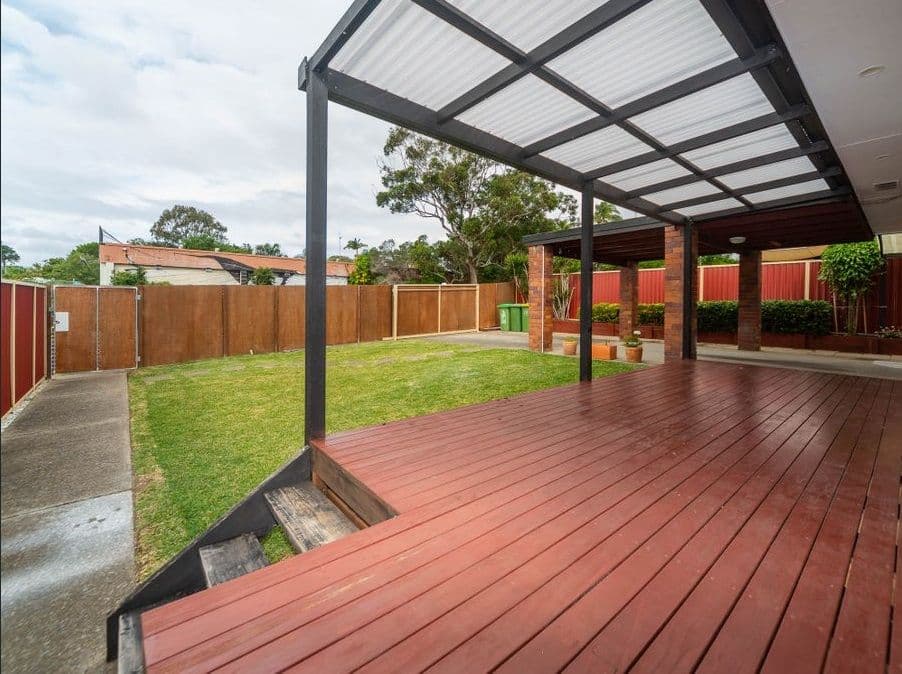 102 Kumbari Avenue, Labrador QLD 4215, Labrador - Image 1