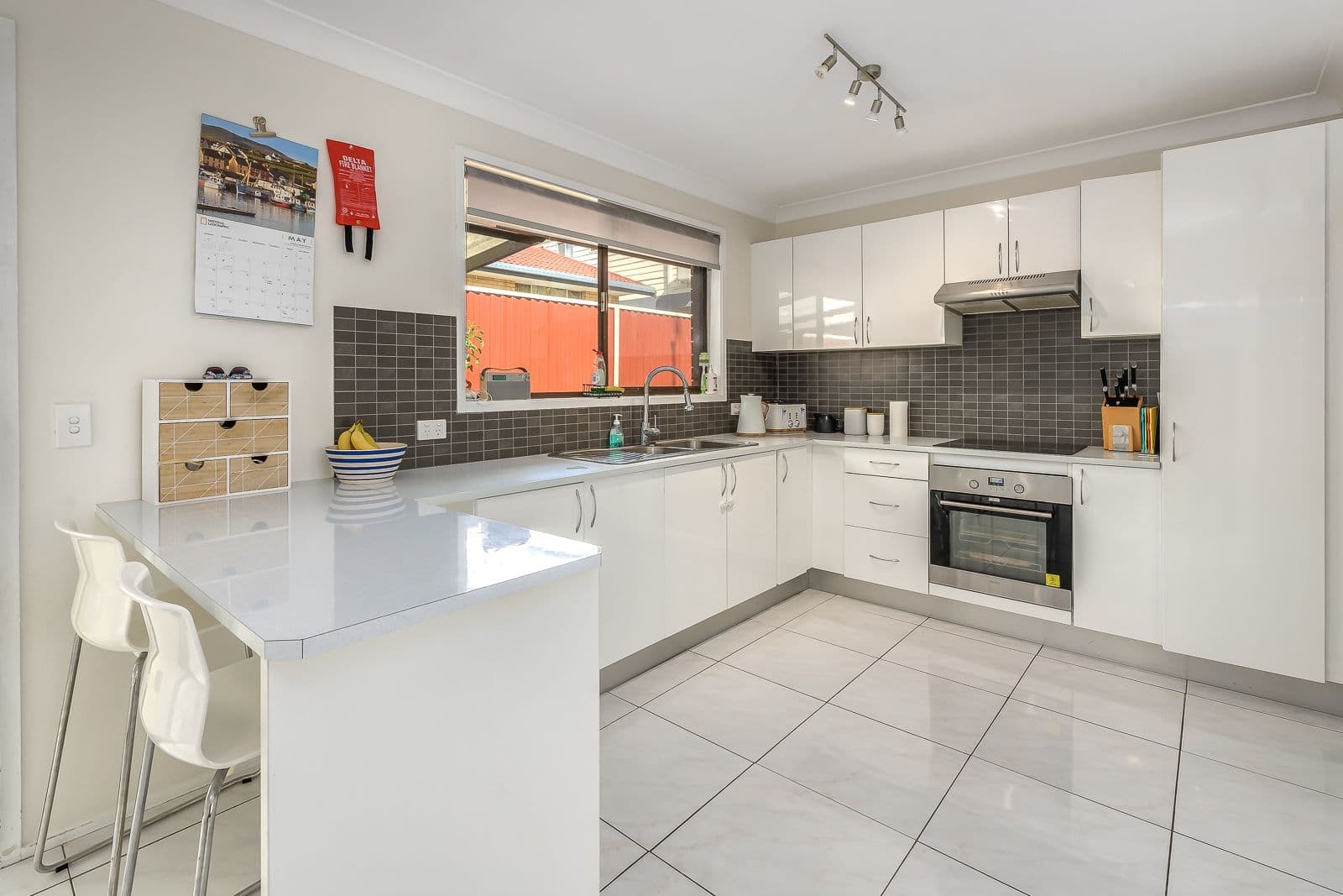 102 Kumbari Avenue, Labrador QLD 4215, Labrador - Thumbnail 2