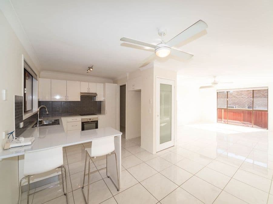 102 Kumbari Avenue, Labrador QLD 4215, Labrador - Thumbnail 6