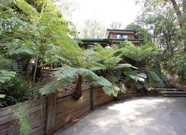 20 Joy Avenue, Mount Evelyn VIC 3796, Mount Evelyn - Image 1
