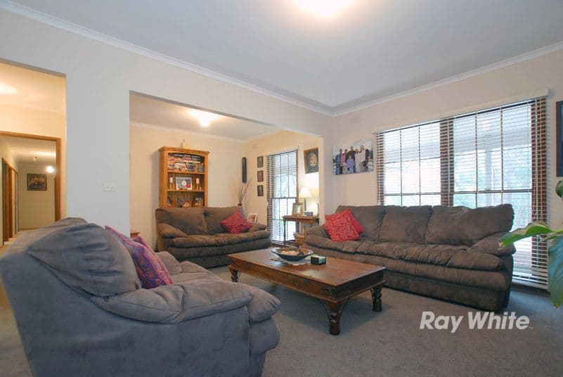 31 Brennan Avenue, BEACONSFIELD UPPER VIC 3808, Beaconsfield Upper - Thumbnail 3