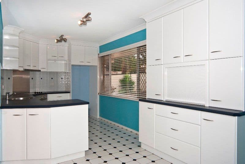 12 Rowbotham Street, RANGEVILLE QLD 4350, Rangeville - Thumbnail 3