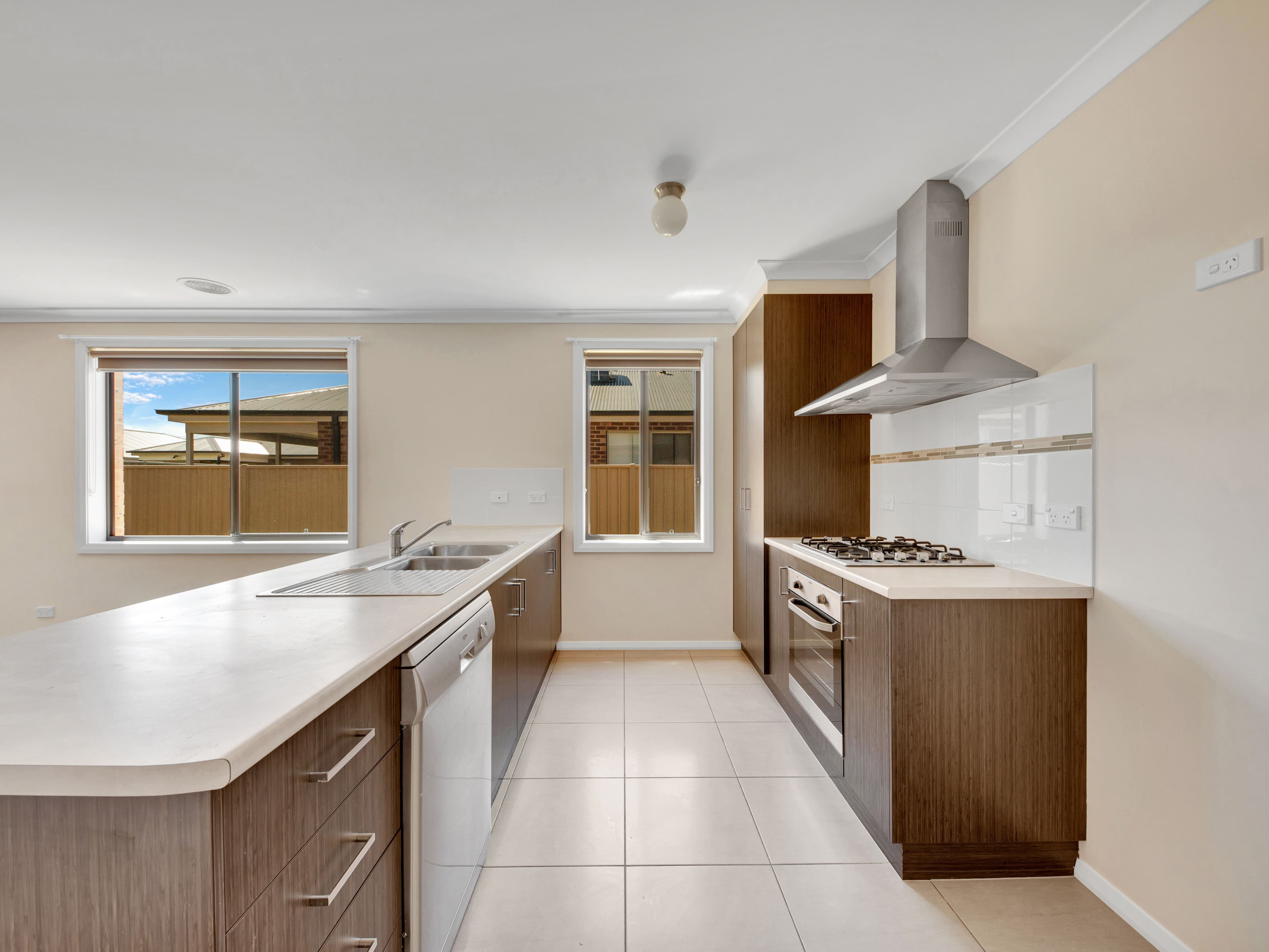 59 Jane Road, Yarrawonga VIC 3730, Yarrawonga - Thumbnail 2