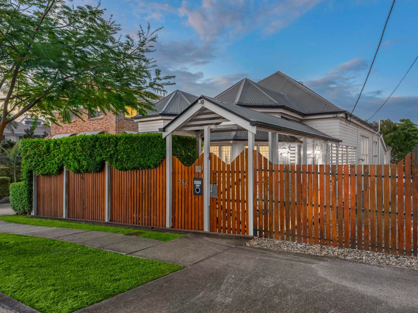 586 Lower Bowen Terrace, New Farm QLD 4005, New Farm - Thumbnail 2