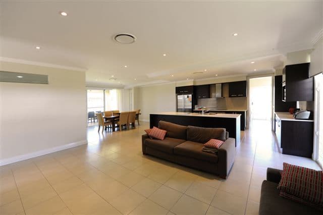 4 Gwenda Drive, WESTBROOK QLD 4350, Westbrook - Thumbnail 6