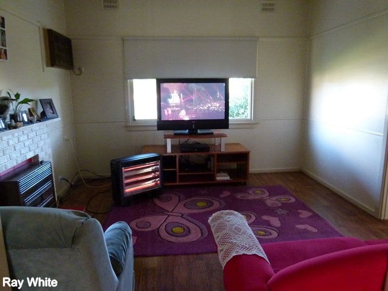 2 Bathurst Street, FORBES NSW 2871, Forbes - Thumbnail 5