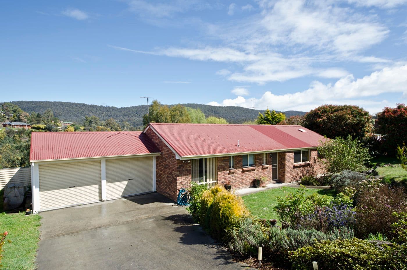 35 Longvista Road, BLACKSTONE HEIGHTS TAS 7250, Blackstone Heights - Thumbnail 2